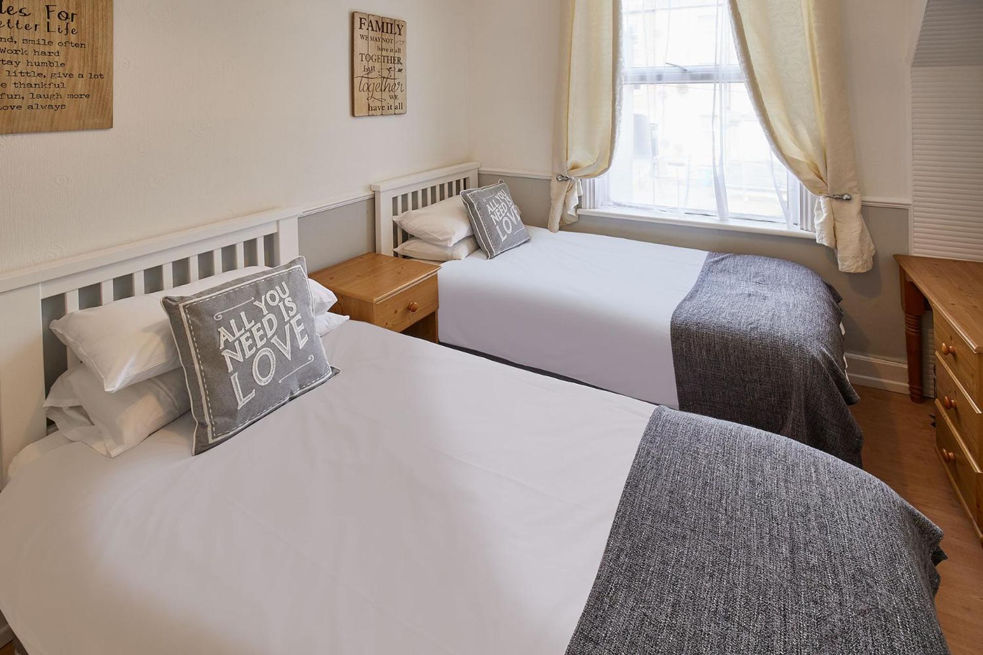 Glencoe Holiday Apartments Γουίτμπι Εξωτερικό φωτογραφία