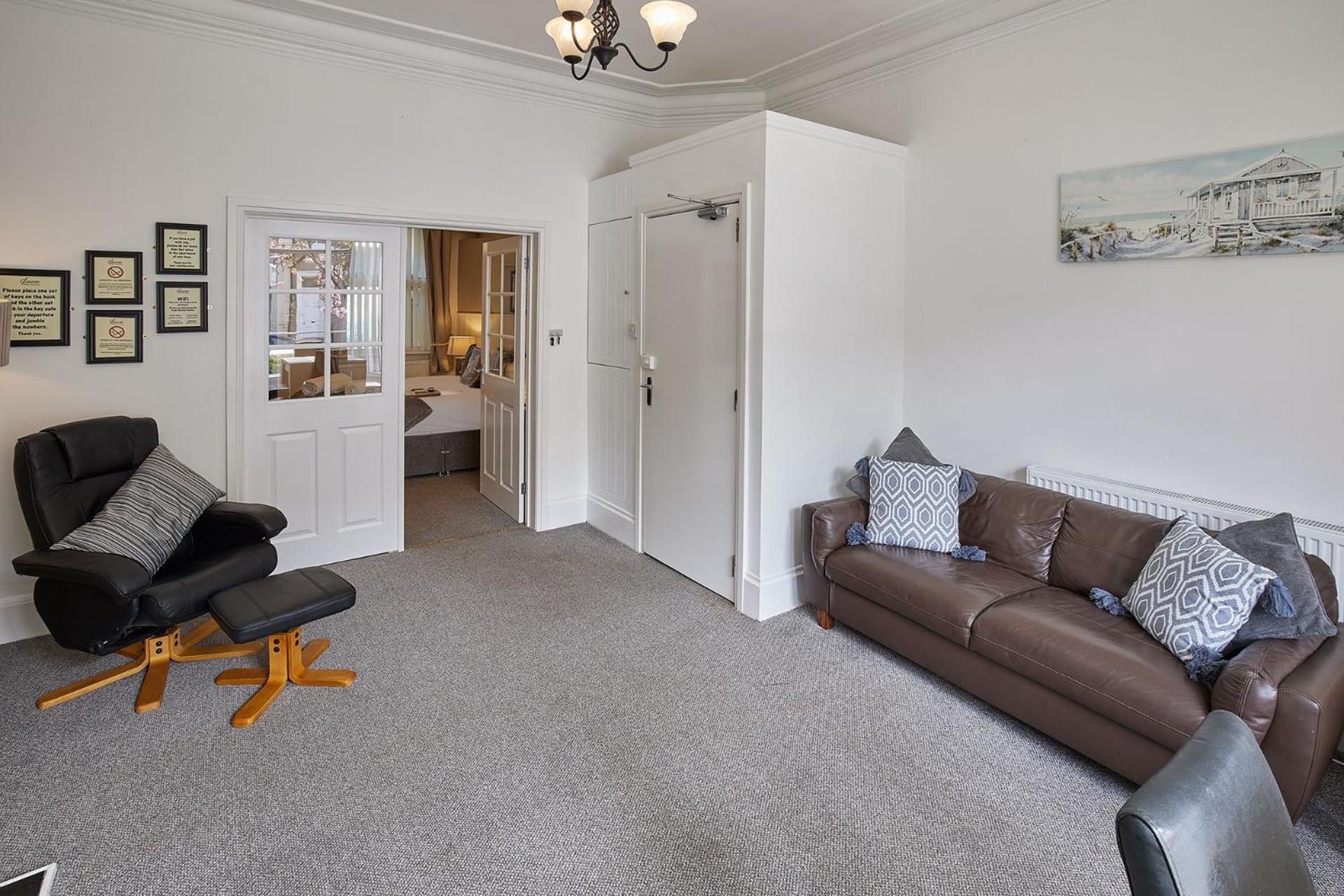 Glencoe Holiday Apartments Γουίτμπι Εξωτερικό φωτογραφία