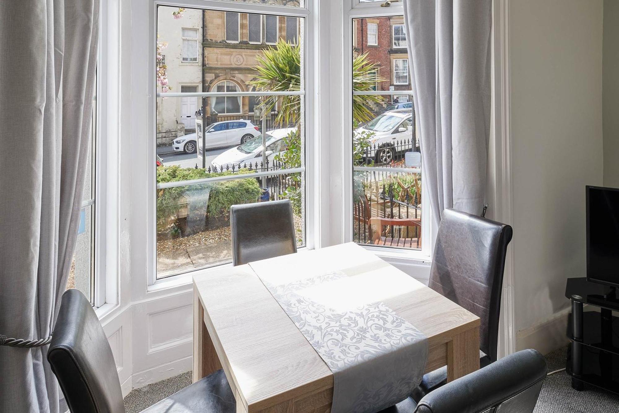Glencoe Holiday Apartments Γουίτμπι Δωμάτιο φωτογραφία